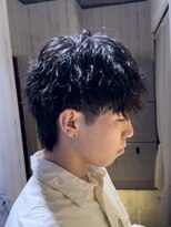 アクシー ヘアーアンドメイク(AXY HAIR&MAKE)&nbsp;縦落ちウルフパーマ／ウザバング波ウェーブツイストパーマメンズ