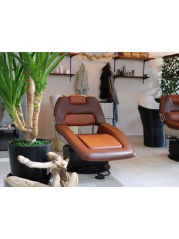 【下郡/9時～24時迄営業】日々の疲れを癒す…ヘッドスパ。肩マッサージ付きで、全身リフレッシュ♪