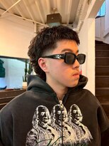 ビーバイエイトジェンツ(Bee by EIGHT GENTS)&nbsp;刈り上げセンターパート/波巻きツイストスパイラル/心斎橋