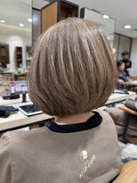 ピークアブー アヴェダ 池袋東武(PEEK-A-BOO AVEDA) まとまりボブ