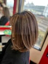 ロック フィールド&nbsp;白髪ぼかしハイライト×艶ブラウン