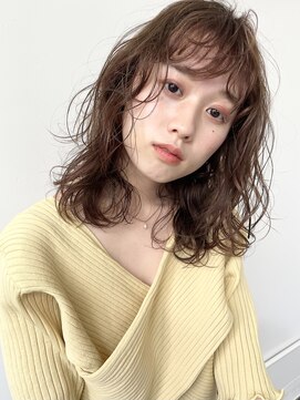 リタ(LITA) 【LITA】レイヤー × ニュアンスパーマ