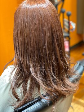 リーベンデール ロブ × 赤系ツヤ髪カラー