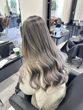 シエラ 南船場(CIERA.) ナチュラルバレイヤージユ アッシュブラック ミルクティーピンク