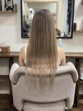 リエコー(RE'ECHO) ハイトーン/グレージュ/ロングヘア/ツヤ髪