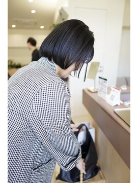 イーズ 鎌倉(e's) ころんとした丸みが可愛い♪ナチュラルボブ/抜け感ボブ