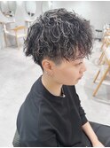 刈り上げ/マッシュショート/ハイライト/ソフトスパイラルパーマ