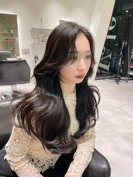 ベール(Vale) レイヤーカット×韓国巻きアレンジ 韓国風/髪質改善/酸熱Tr