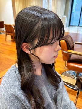 ラブハーツアンドビーヒガシウメダ(luve heart's And Be higashiumeda) 流しやすい顔まわりカット