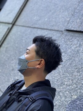 フランクスバーバー アンド ビアークラブ(FRANK'S BARBER and BEER CLUB) テーパースパイキー