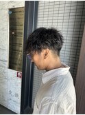 黒髪マッシュ波巻きスパイラル