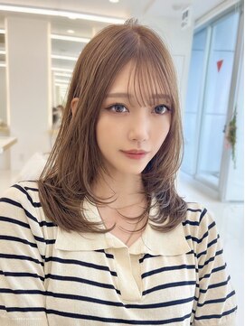 マウル 栄(MAEUL) ワンカール　レイヤーカット　韓国