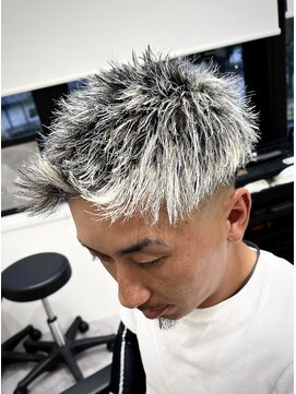 ルースト 京都駅前店(ROOST) ホワイトメッシュ ジェットフェード