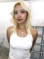 楪(yuzuriha)&nbsp;【リタッチのみで繋げるblond hair】