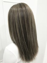 リードヘアーバイバンプ(Lead Hair by vamp)&nbsp;【Lead Hair】ストレートハイライト（バックスタイル）