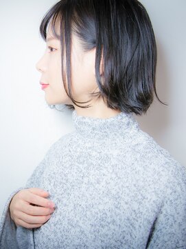 リリアン 青山(relian) ブラックアッシュで黒さにも透き通るような透明感を☆