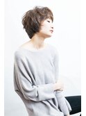 ショートヘアスタイル