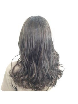 アップシーデイジー(upsy daisy) ミントグレージュ