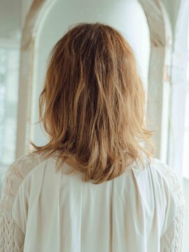 ヘアアンドリラクゼーション シャッセ(Hair&Relaxation SASE) ゆるふわっとレイヤースタイル