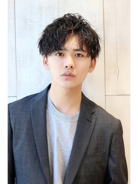 ネイビー(NAVY) コンマヘア センターパートショートレイヤー 社会人メンズ