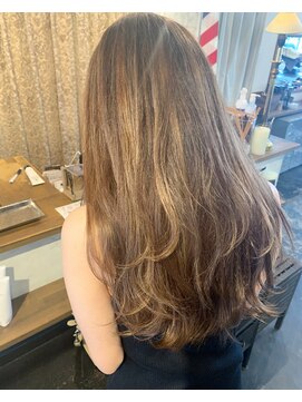 トロニー(TLONY) ベージュハイライト/スタイリング簡単レイヤー　stylist/miaki