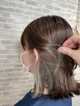 美容室 ハルミ ヘア リゾート 川口店(Harumi Hair Resort) インナーカラーで淡色マロンベージュ