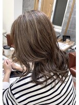 ジゼル(gisele)&nbsp;(稲毛)ハイライト履歴にオンカラーとレイヤーカット