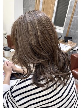 ジゼル(gisele) (稲毛)ハイライト履歴にオンカラーとレイヤーカット