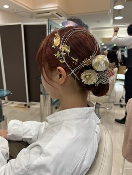 クォーターリゾート(QUARTER RESORT) 成人式金箔アレンジ