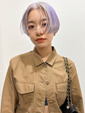 アイヴィ 表参道(IVY) ハンサムショート　ペールデザインカラー　ホワイト＆パープル