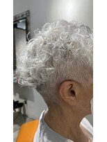 パールヘアデザイン(Pearl hair design) Mrs.curly-curly