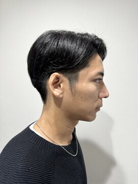 ランソ 新宿(RUNSO) フェザーパーマ×サーフカール×刈り上げセンターパート