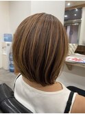 透明感マロンブラウン×大人可愛いナチュラル系レイヤーボブ