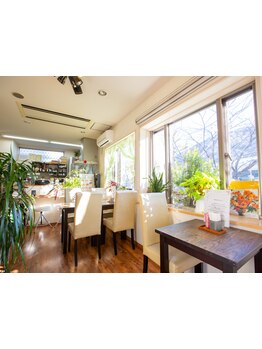 《絹延橋駅近く》地域密着でお子様からお年寄りまで愛されるサロン＊初めての方も来店しやすい♪