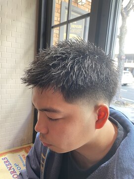 フォーコーナーズ(Four Corners) フェザーアップ