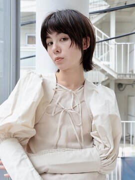 エムスラッシュ 本牧(M.SLASH) オン眉/マッシュショート/ショートウルフ/レイヤーカット/本牧