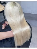 ベレーザ 渋谷(BELEZA) 16051ブリーチ&ダブルカラー金髪ホワイトブロンドレイヤー