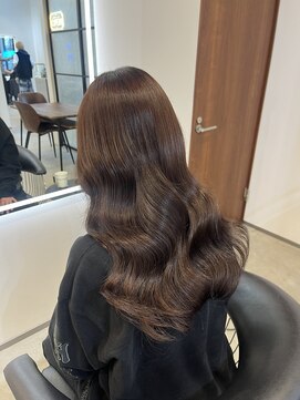 クオン 伊勢崎(QUON.) ラベンダーブラウン