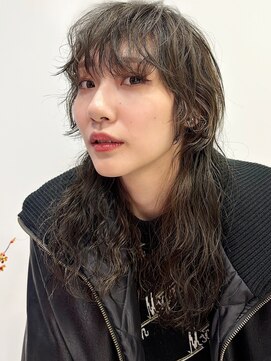 テンション(tension) ウルフレイヤーカットスパイラルパーマ札幌大通駅バスセンター駅