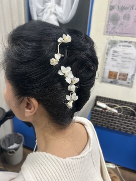 ジュン 小岩 夜会巻きアップ