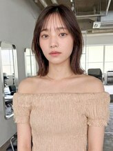 フレイムスヒュー 高崎店(FRAMES HUE)&nbsp;切りっぱなし外ハネロブ髪型前髪ありシースルーバング【高崎】