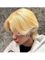 men's salon Gaudi 西宮北口店【メンズサロン ガウディ】【4月3日OPEN（予定）】&nbsp;ホワイトブロンドカラー×センターパート
