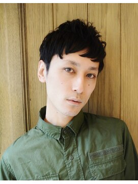 ノーラン(NoLan) 重めなバングなメンズショートスタイル