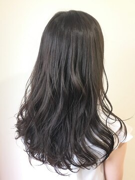 レアレア ヘアアンドライフ(LeaLea) 黒髪/クラゲヘアー/オリーブグレー/小顔/ココアベージュ/伊丹