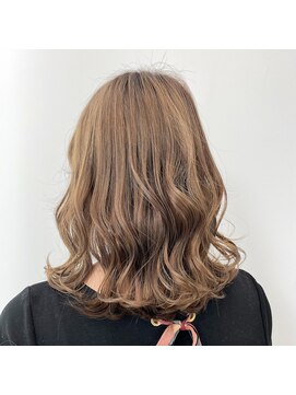 アライブ キチジョウジ(ALIVE Kichijoji) ミルクティーハイライトカラー