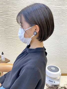 モリオ フロム ロンドン サッポロファクトリー店(morio FROM LONDON) 【morio】札幌ボブ　暗髪耳かけナチュラルボブ