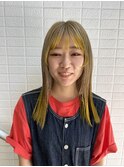 ミユウ　《顔周りレイヤー/ブリーチ/デザインカラー/髪質改善》