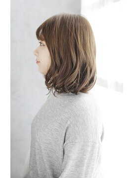 シュシュット(chouchoute) メルティカラー髪質改善ウェーブミディアム似合わせカット/230