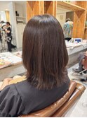 くびレイヤーエモージュ小顔カットシースルーバング