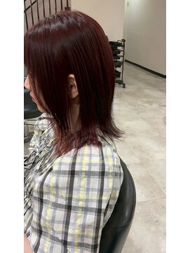 ドクターズサロン レラパール 外ハネミディ/抜け感/チェリーレッド/ボルドー/トレンド/耳掛け